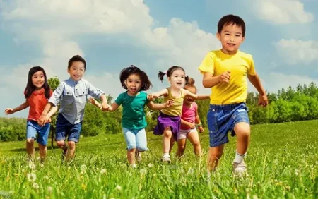 Баланың болашағына кім жауапты?